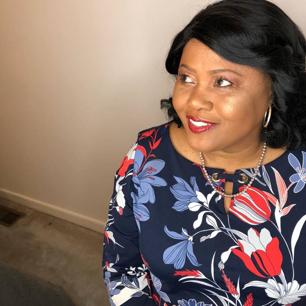 Meet your Posher, Victoria